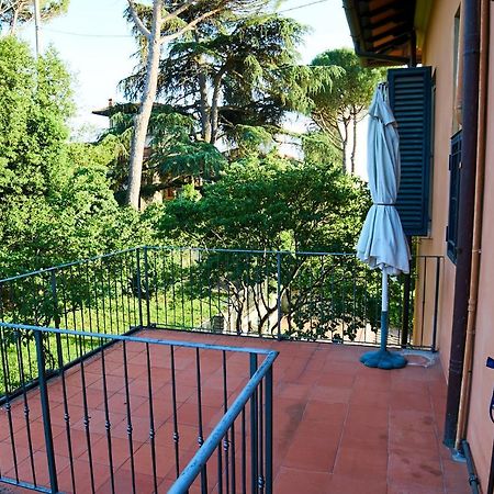 Chic Apt In Villa - Dolcevita Holiday Florencja Zewnętrze zdjęcie